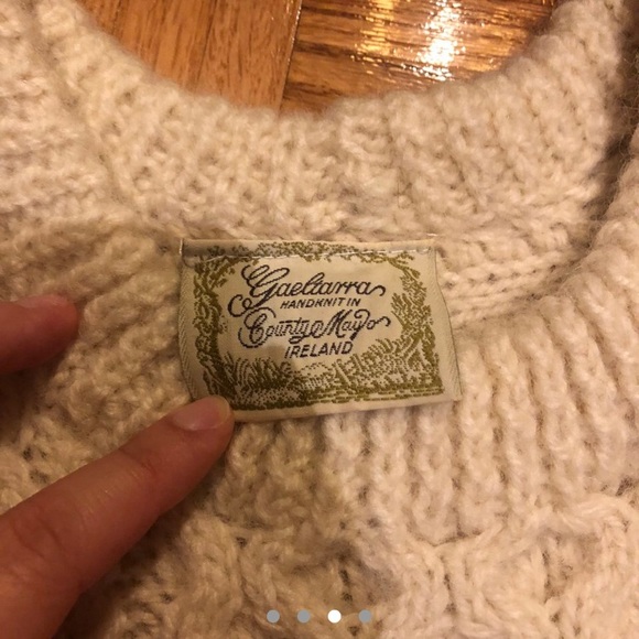 SOLD Irish Wool sweater - Picture 3 of 4